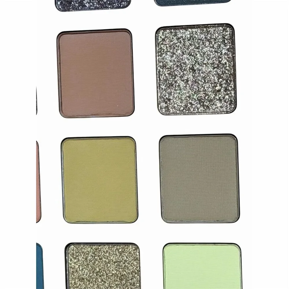Natasha Denona Yucca Eyeshadow Palette 15 Versatile Matte Shades
